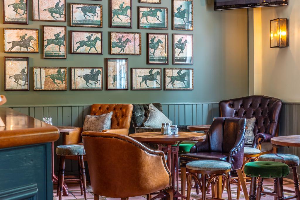 Greyhound Hotel Carshalton Kültér fotó