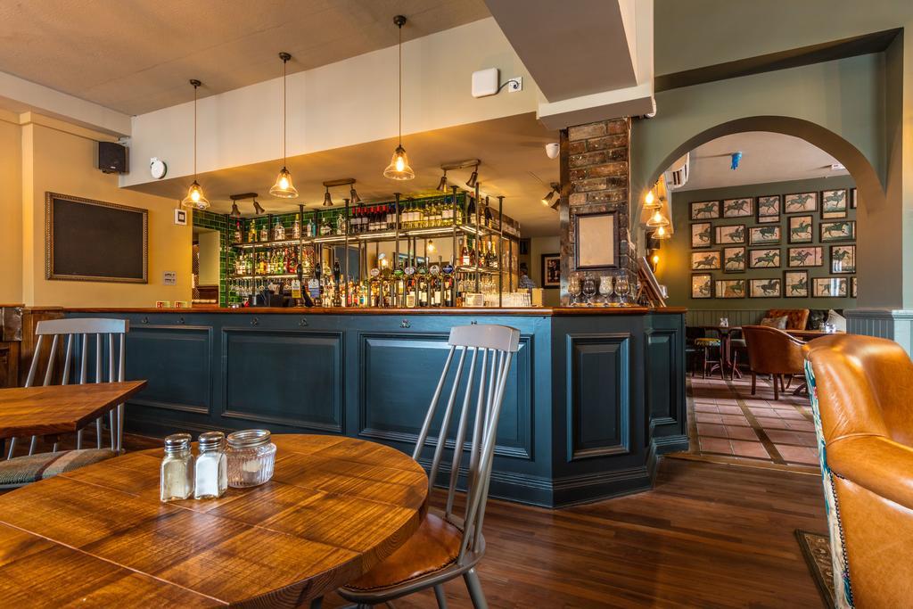 Greyhound Hotel Carshalton Kültér fotó